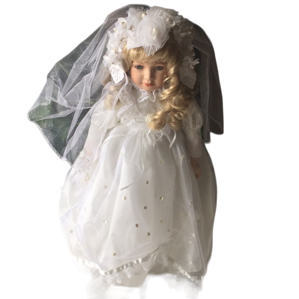 🎉HP🎉 Vintage Ashton-Drake The Connoisseur Doll